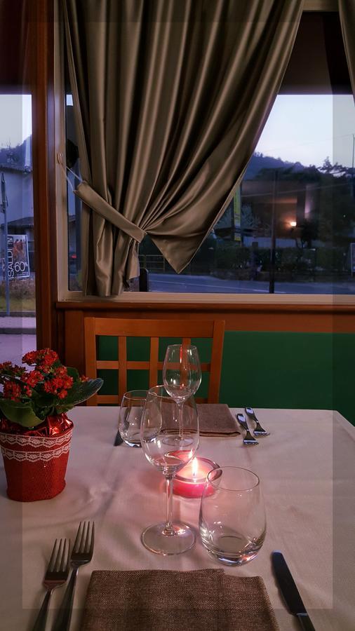 Hotel Ristorante Umbria ออร์เวียโต ภายนอก รูปภาพ