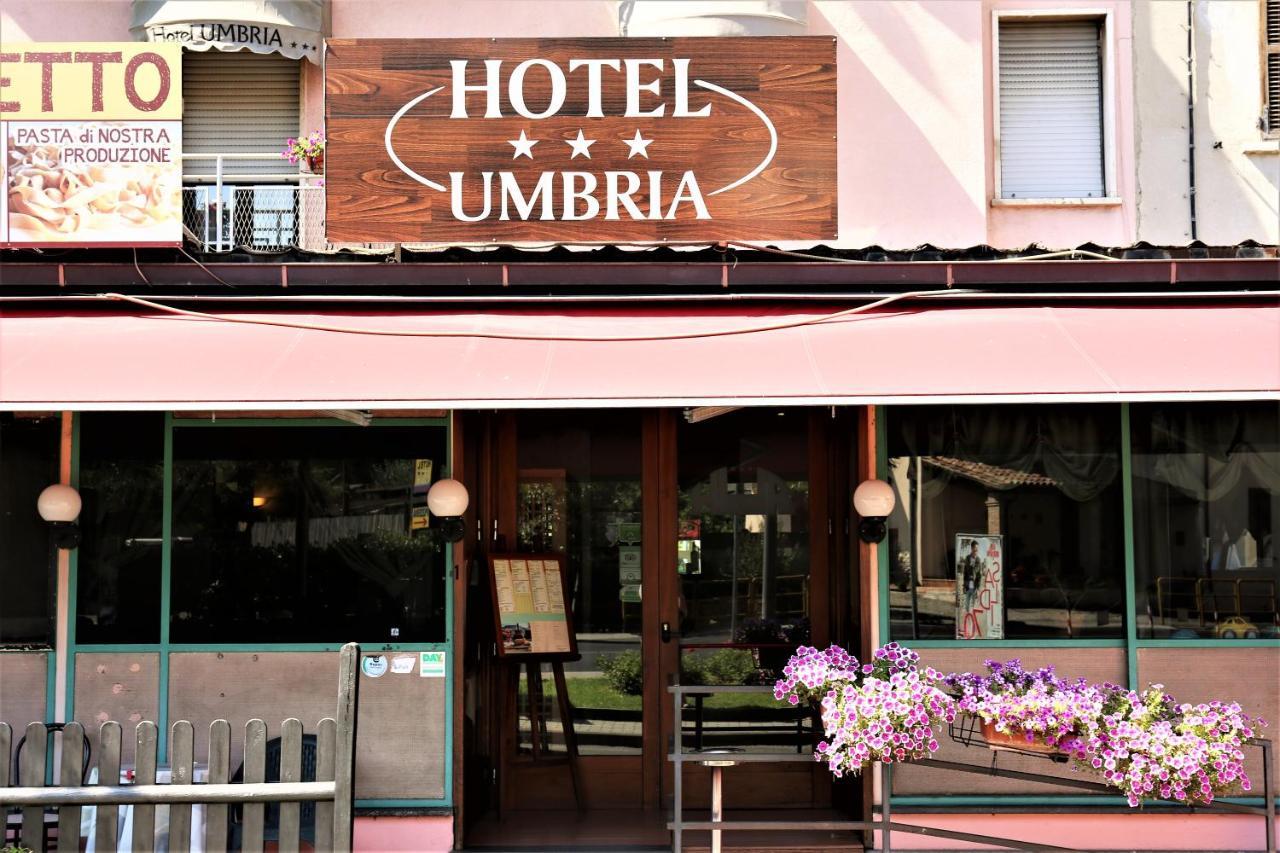 Hotel Ristorante Umbria ออร์เวียโต ภายนอก รูปภาพ