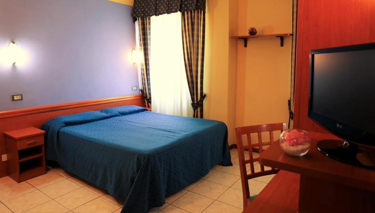 Hotel Ristorante Umbria ออร์เวียโต ภายนอก รูปภาพ